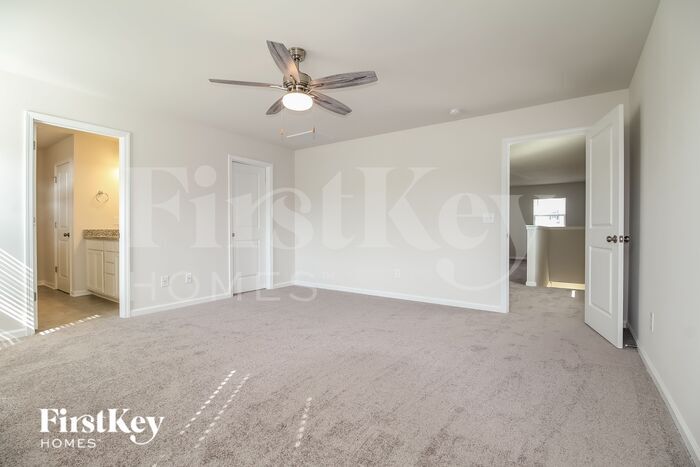Building Photo - 210 Ashborne Ln