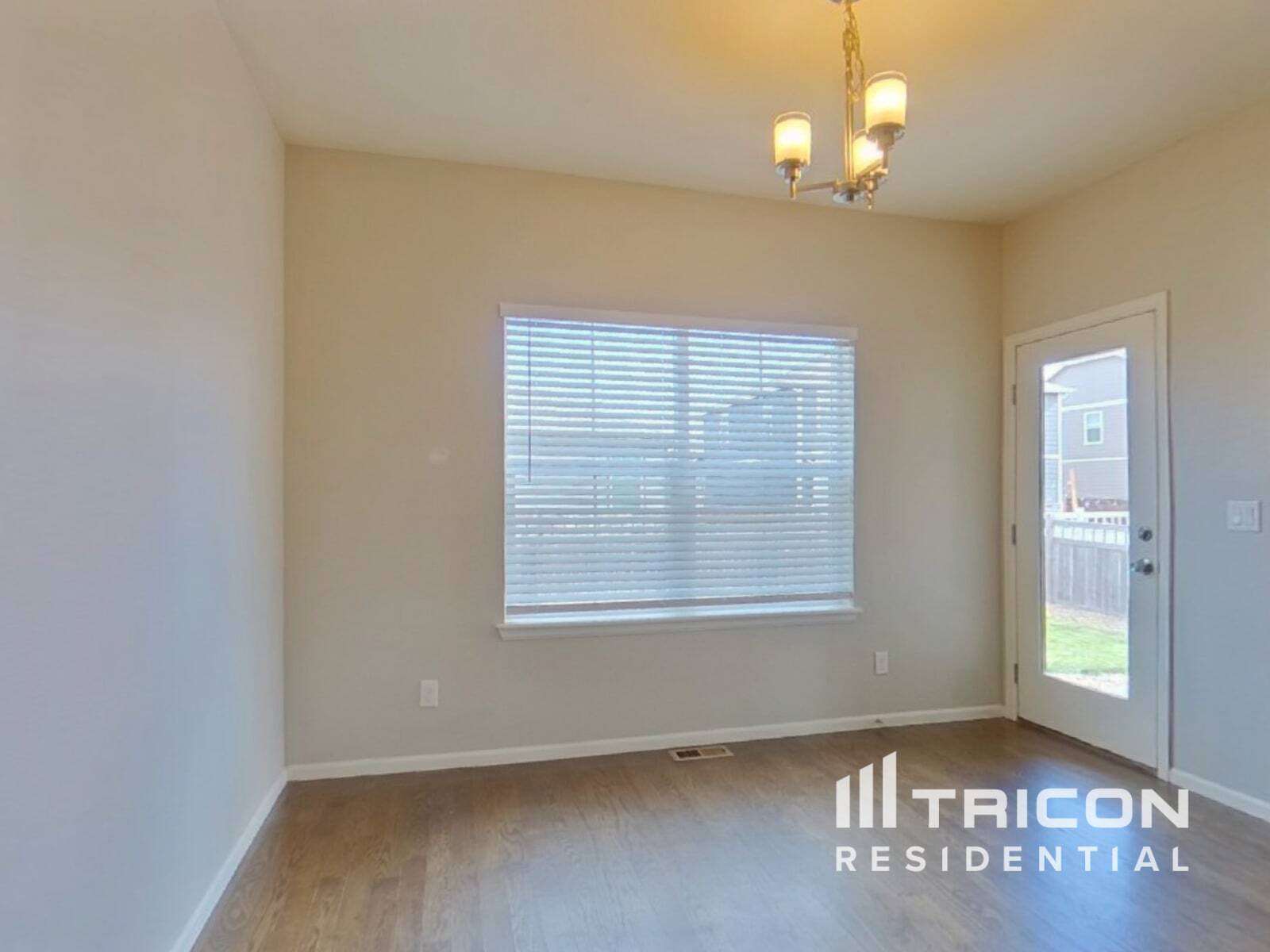 Building Photo - 6354 N Genoa Way