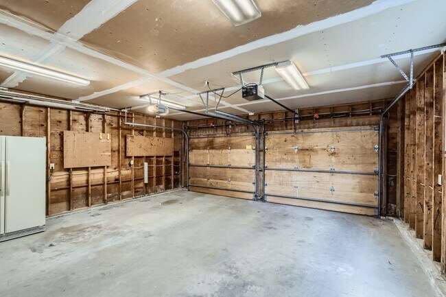 Building Photo - 14935 73rd Ave NE