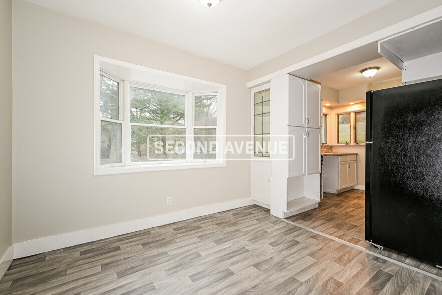 Building Photo - 1030 Franklin Dr