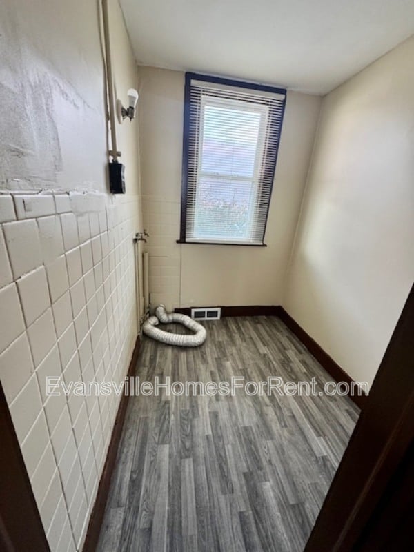 Building Photo - 1112 W Tennessee St