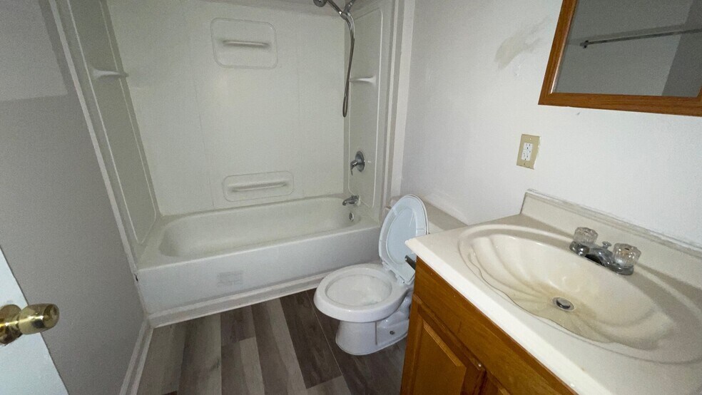 Building Photo - 3501 White Cedar Ct