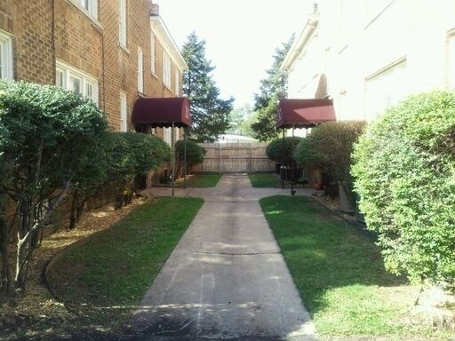 Building Photo - Briargate Apartments