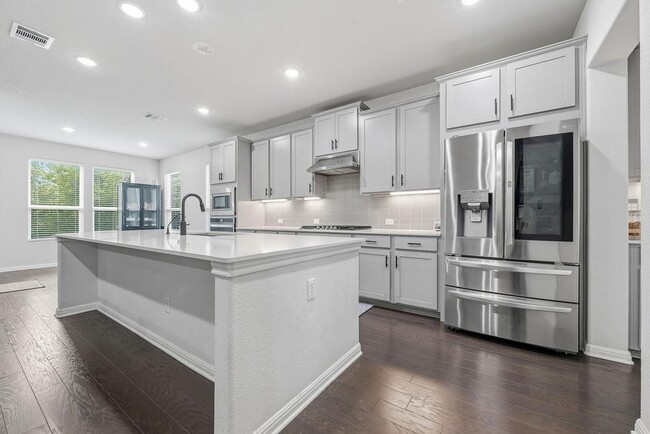 Building Photo - 17616 Chino Ln
