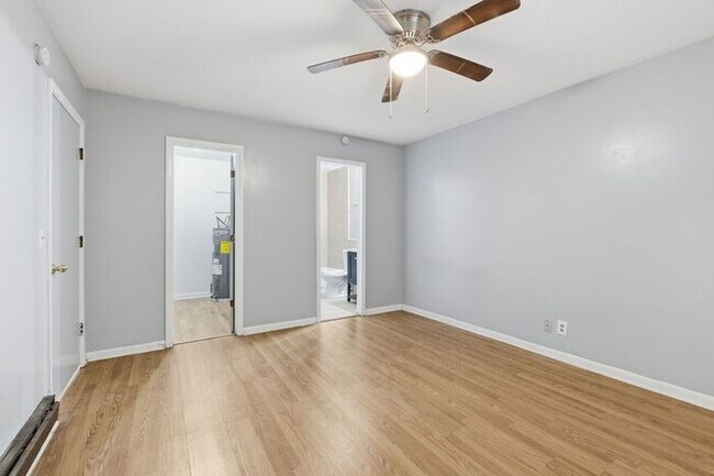 Building Photo - Hillsboro Village Modern 1BR - WALK TO VANDERBILT
