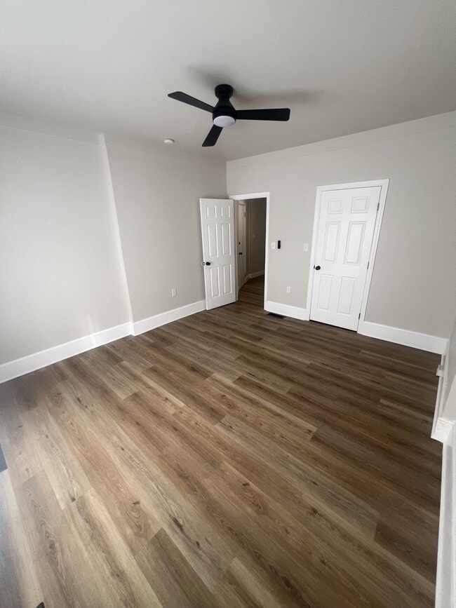 Building Photo - 15 W 29th St