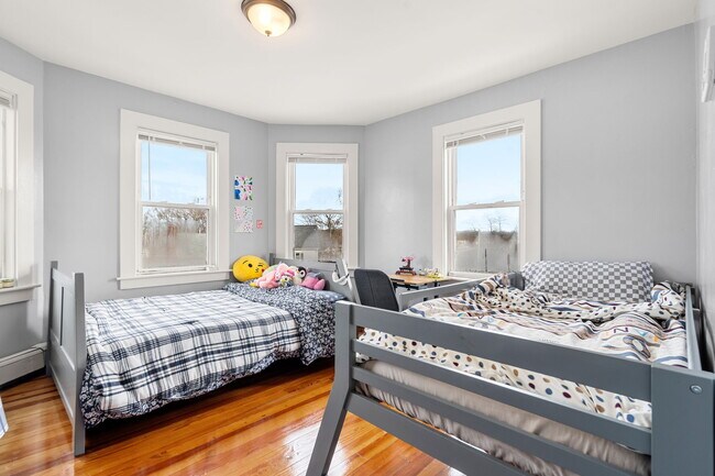 Building Photo - 20-22 Highview St