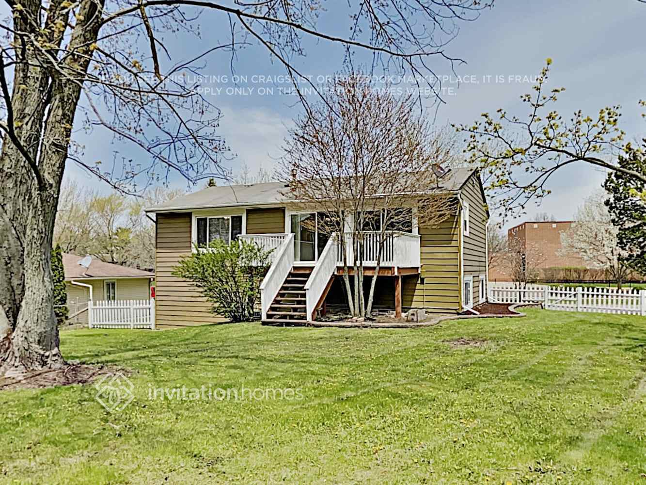 Building Photo - 324 Waverly Dr