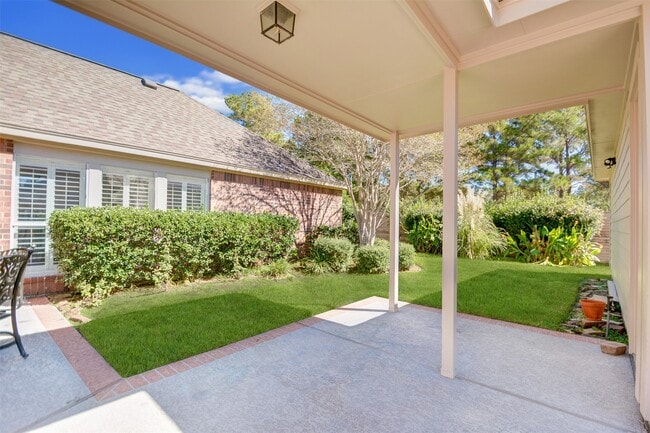 Building Photo - 3223 Logan Crest Ct