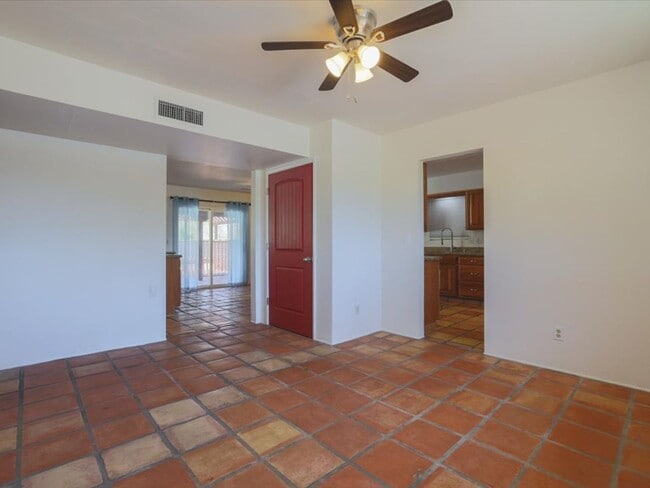 Building Photo - ? Stunning Mountain-View Home with Private Pool & All Utilities Included!!