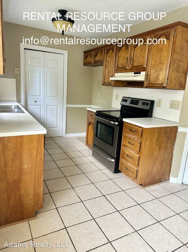 Building Photo - 3 br, 2 bath House - 3000 O'Conner Ct
