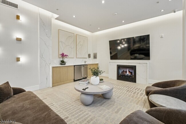 Building Photo - 1722 Springfield Ave