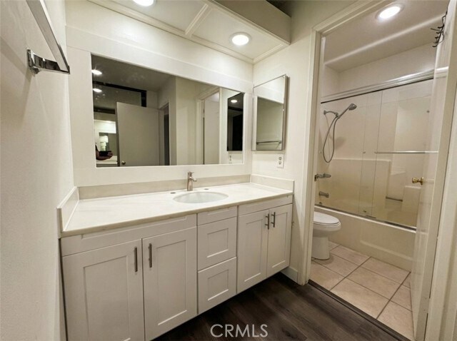 Building Photo - 7 Stanford Ct