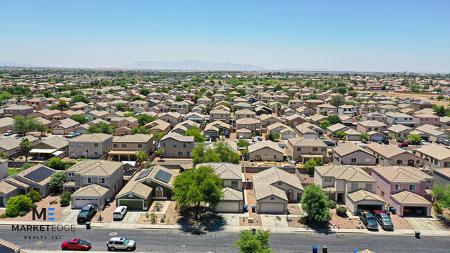 Building Photo - Home at El Mirage Rd/Cactus Rd! JOIN THE W...