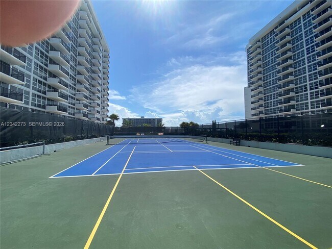 Building Photo - 531 N Ocean Blvd