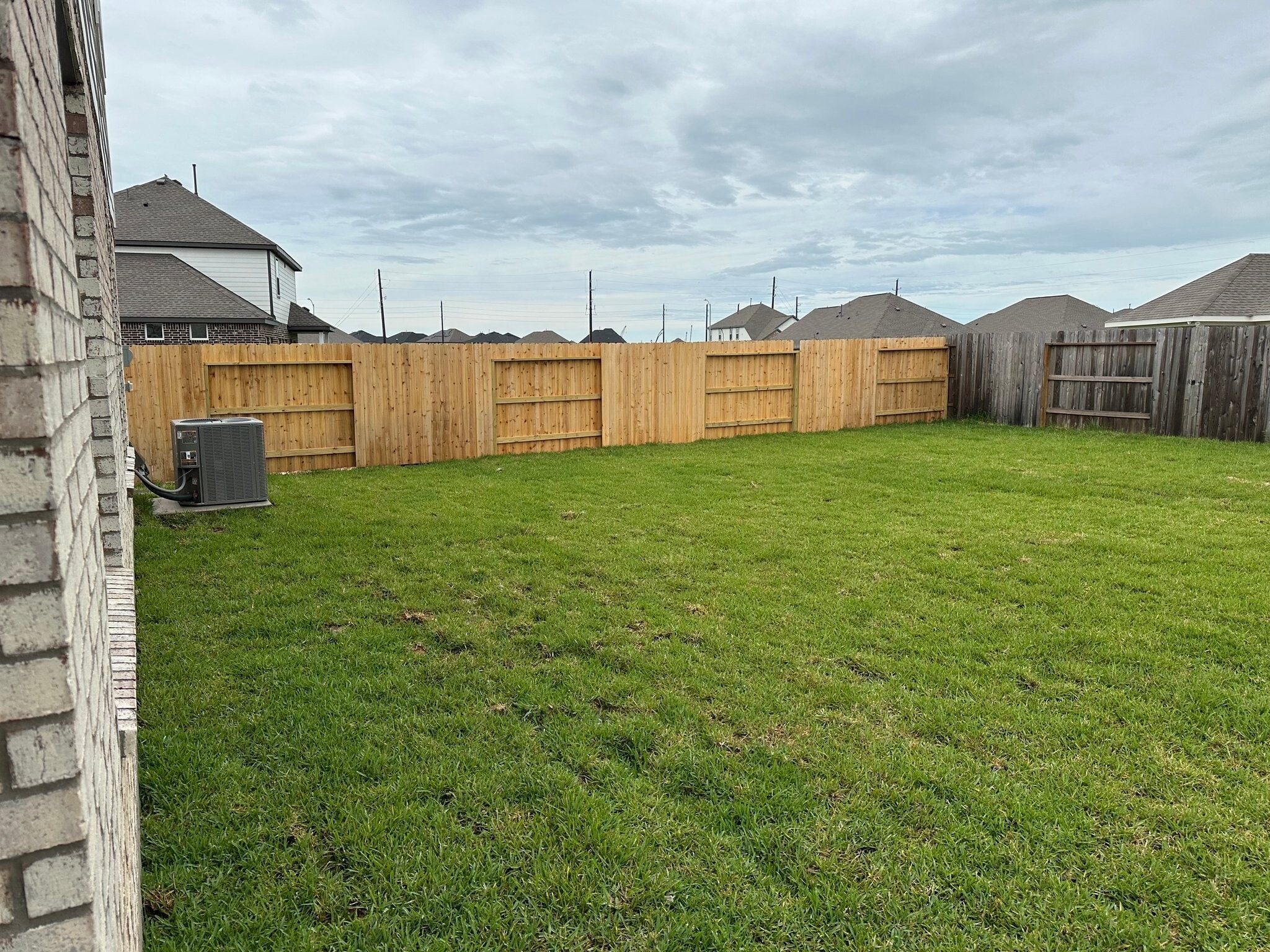 Building Photo - 4633 Peony Grn Dr
