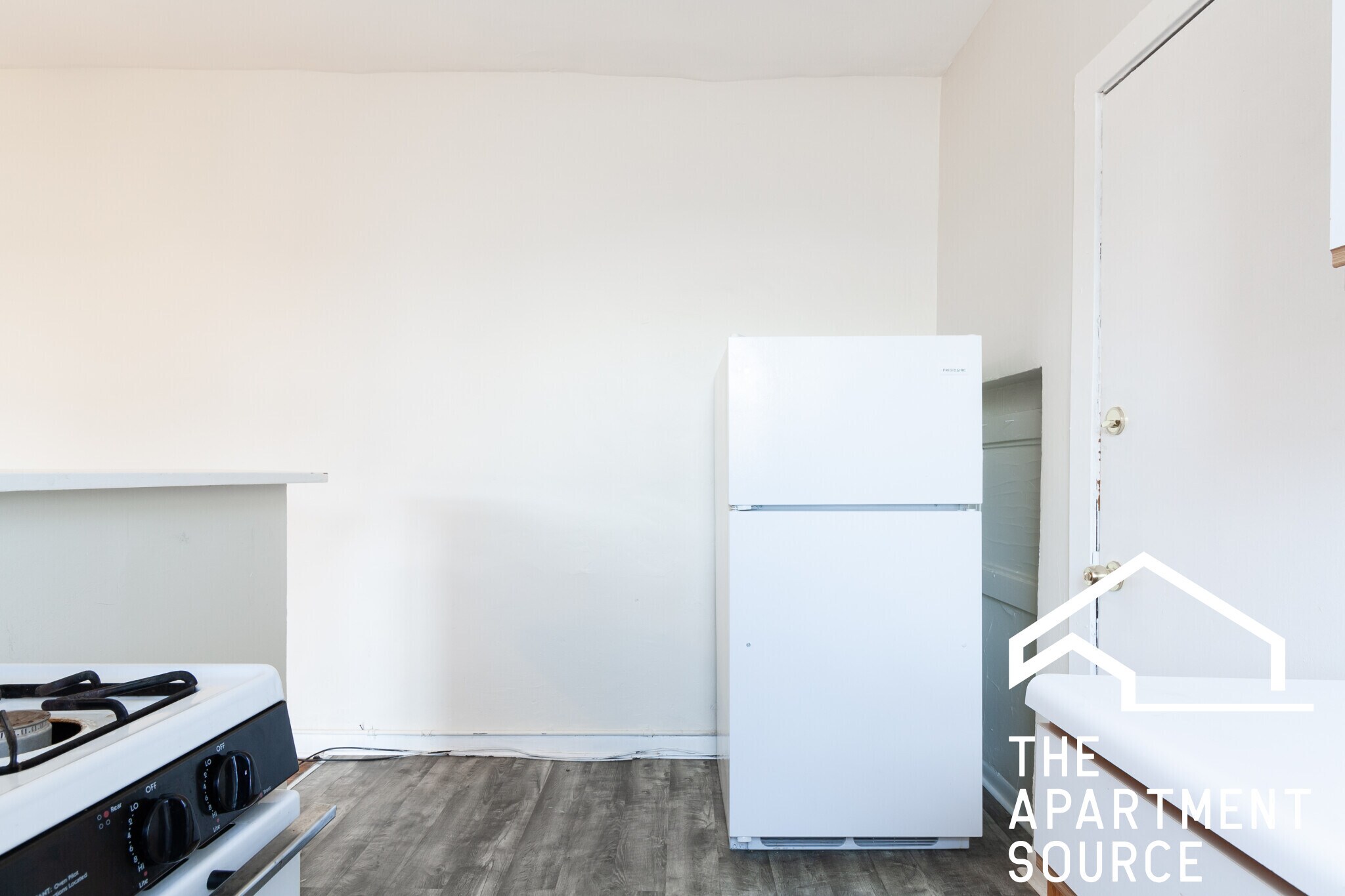 Building Photo - 732 W Roscoe St