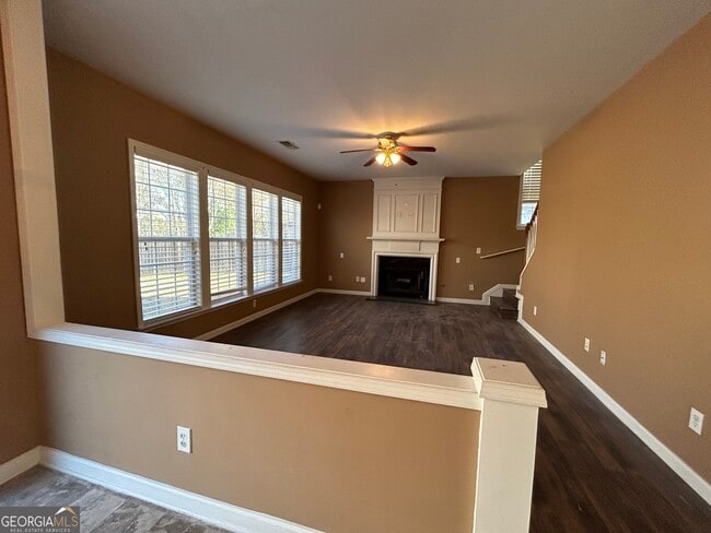 Building Photo - 3760 Elder Field Ln