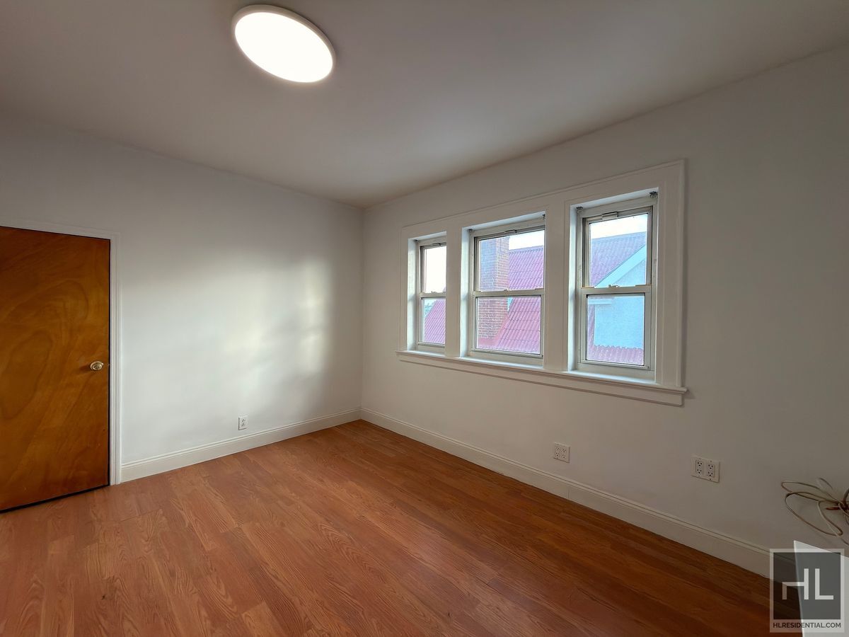 Building Photo - WEST 11 STREET