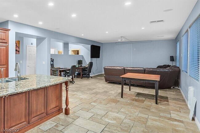Building Photo - **COMING SOON** UPGRADED 5BD/3.5BA SUMMERLIN HOME W/ POOL!