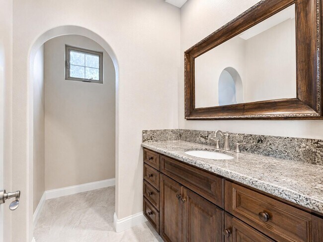 Building Photo - 3035 Arroyo Seco