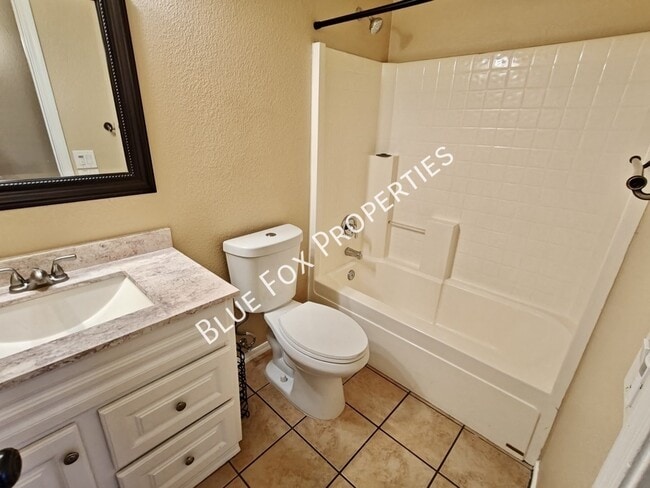 Building Photo - 3754 E White River Dr