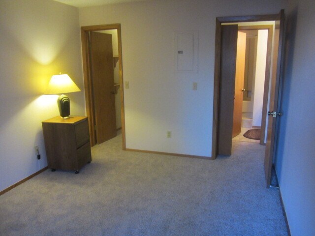 Building Photo - Large Updated One Bedroom Gold Run Condo!  Perfect Location!