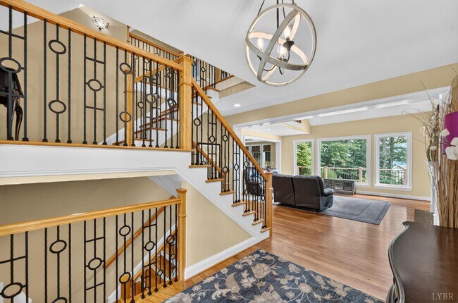 Building Photo - 237 Golf Course Trail