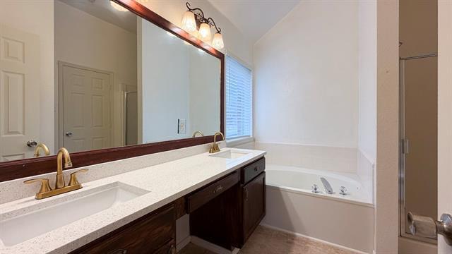 Building Photo - 1213 Maple Terrace Dr