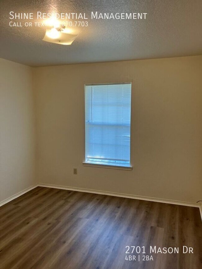 Building Photo - 2701 Mason Dr