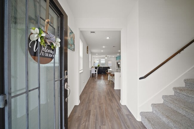 Building Photo - 5958 First Blush Dr