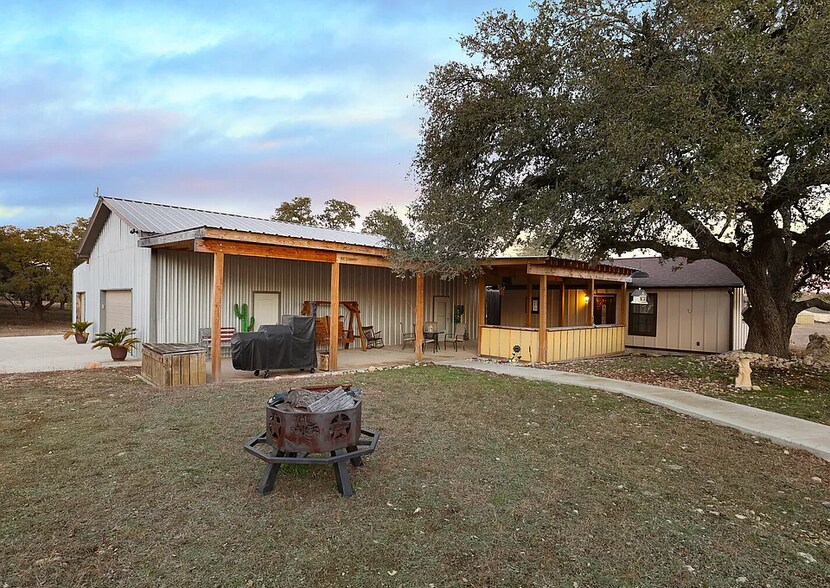 Building Photo - 103 Rio Grande Dr