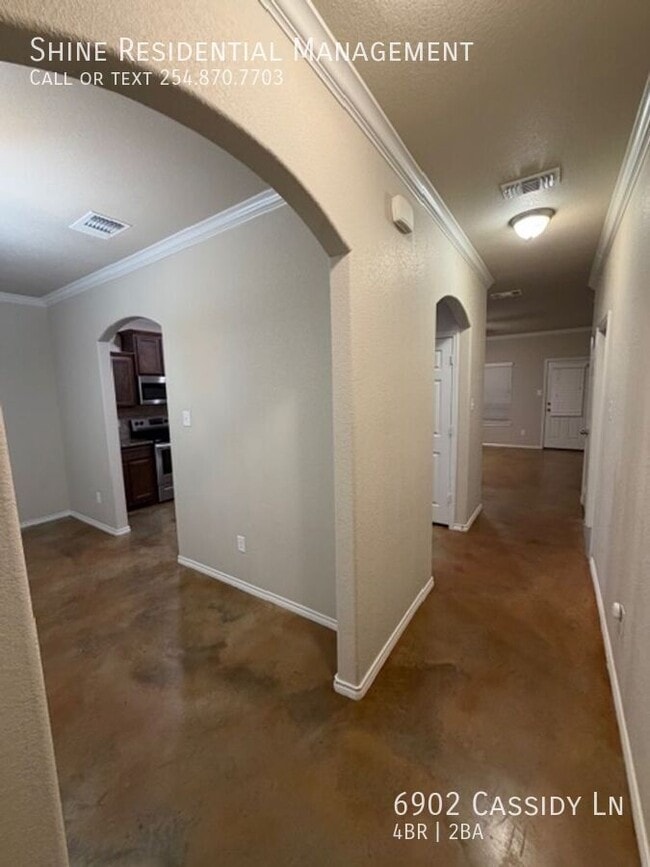 Building Photo - 6902 Cassidy Ln