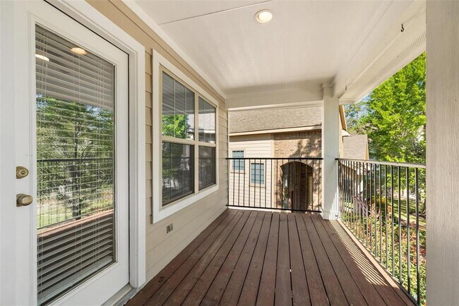 Building Photo - 90 Panterra Way