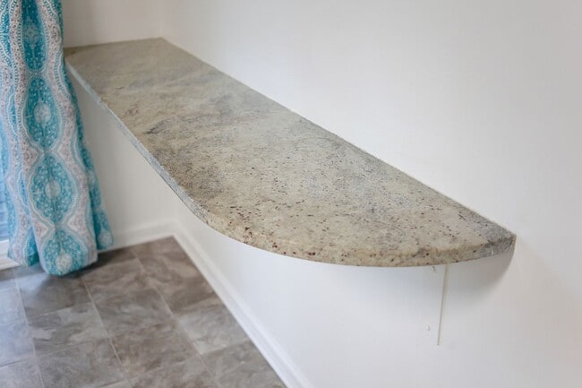 Building Photo - Elizabeth Lake Estates