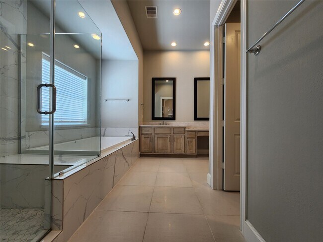 Building Photo - 2609 Cottage Grove Green Dr