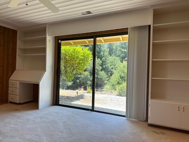 Building Photo - 25228 La Loma Dr