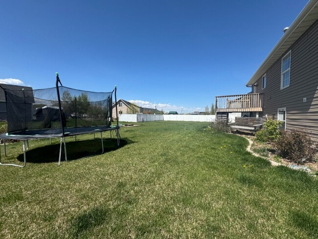 Building Photo - 3261 S 1500 W