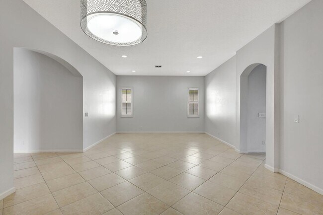 Building Photo - 154 NW Swann Mill Cir