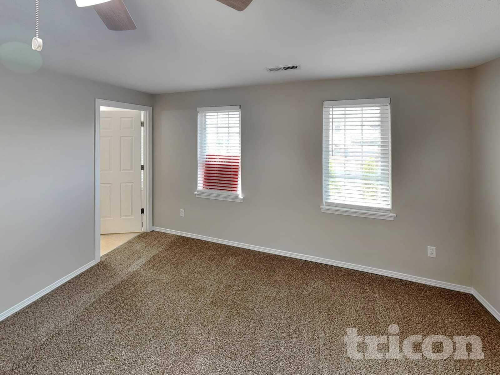 Building Photo - 6509 NE 139th Ct