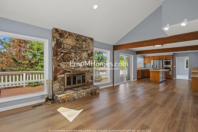 Building Photo - 8271 SW 184th Ave