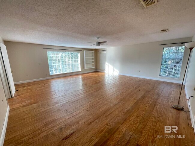 Building Photo - 6621 Purvis Rd