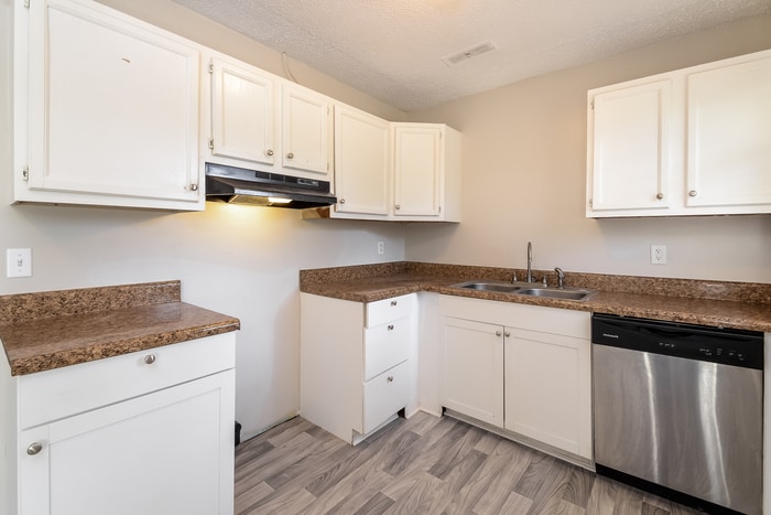 Building Photo - 207 Polly Reed Rd NE