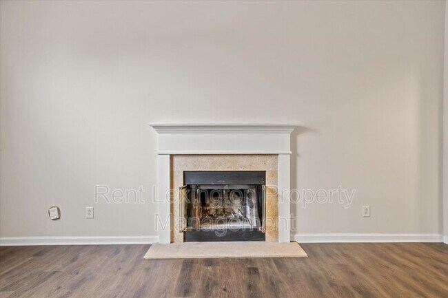 Building Photo - 3084 River Run Trail