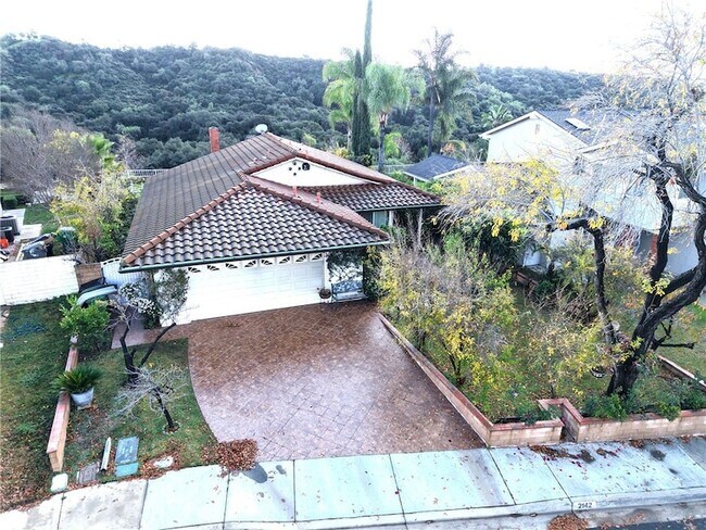 Building Photo - 2142 Iron Club Dr