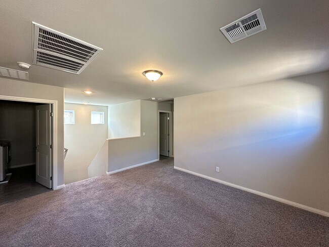 Building Photo - 7860 Pink Opal Ave
