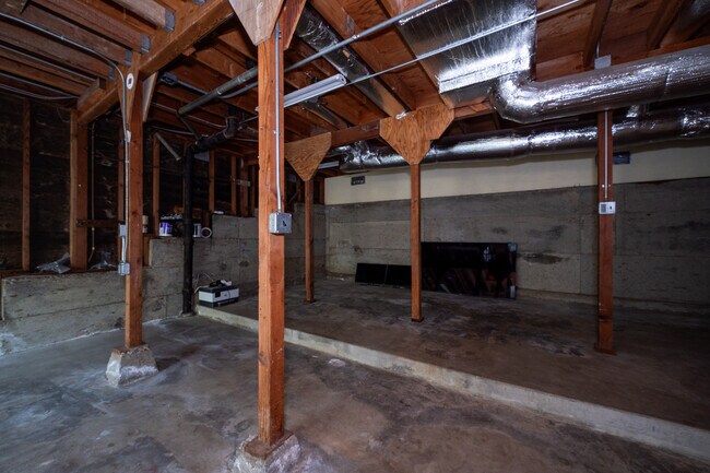 Building Photo - 1170 Tuolumne Ct