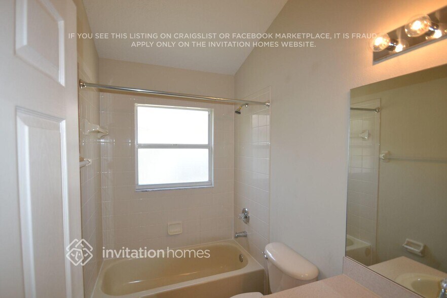 Building Photo - 7027 Colony Pointe Dr