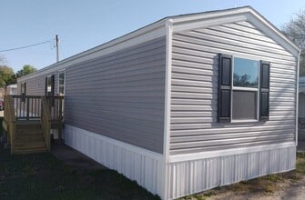 Building Photo - 212 E 5th Ave