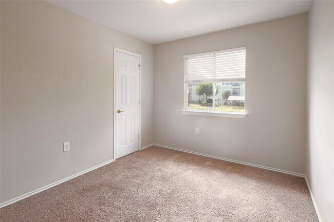 Building Photo - 1432 Anise Dr